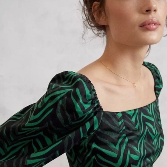 NEW Anthropologie Corey Lynn Calter Emerald Green Black Puff Statement Sleeve XS - Picture 4 of 11